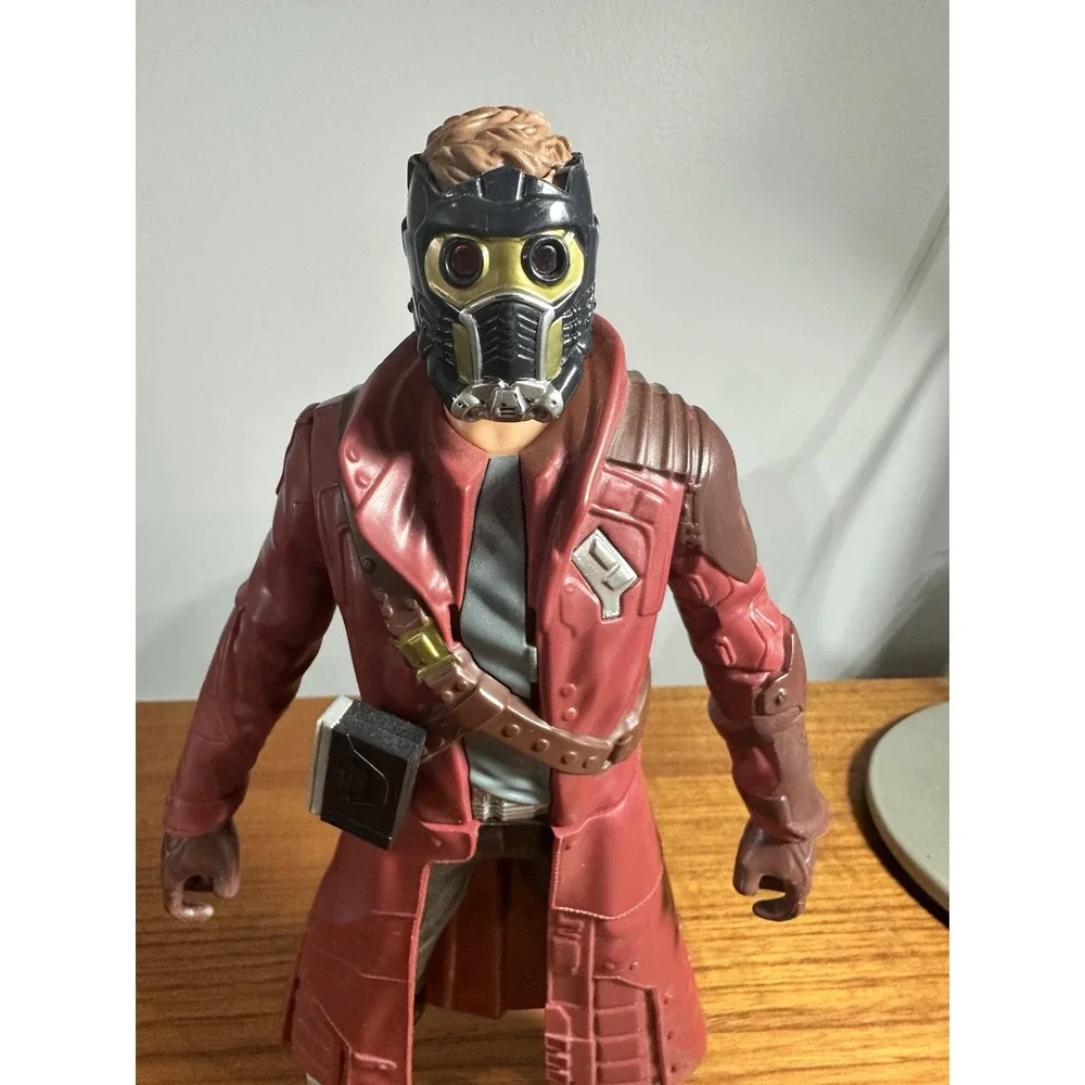 Hasbro Marvel 12